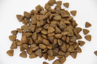 DR. CLAUDER'S SENSITIVE ADULT sausas maistas suaugusiems šunims su ėriena ir ryžiais 4kg