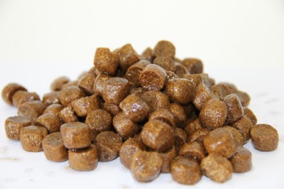 Dr. CLAUDER'S JUNIOR LARGE subalansuotas sausas maistas didelių ir labai didelių veislių šunims 20kg